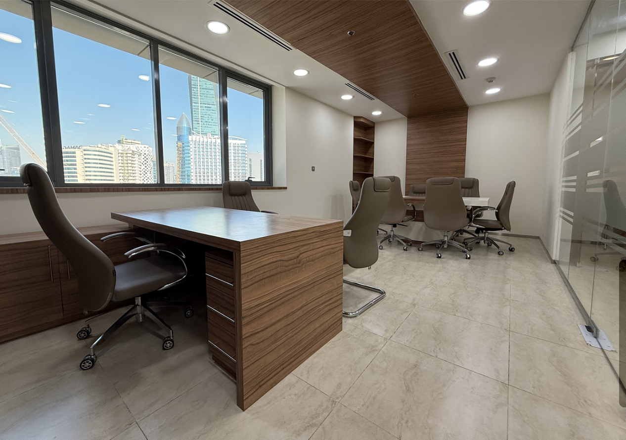 Executive Bay 7
